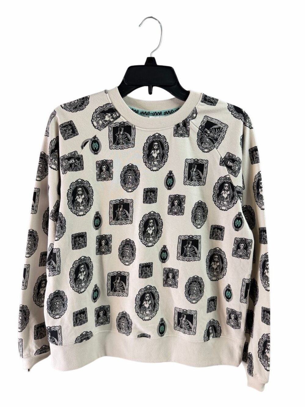 The Disney Parks The Haunted Mansion Portraits Pullover Sweatshirt Size Small